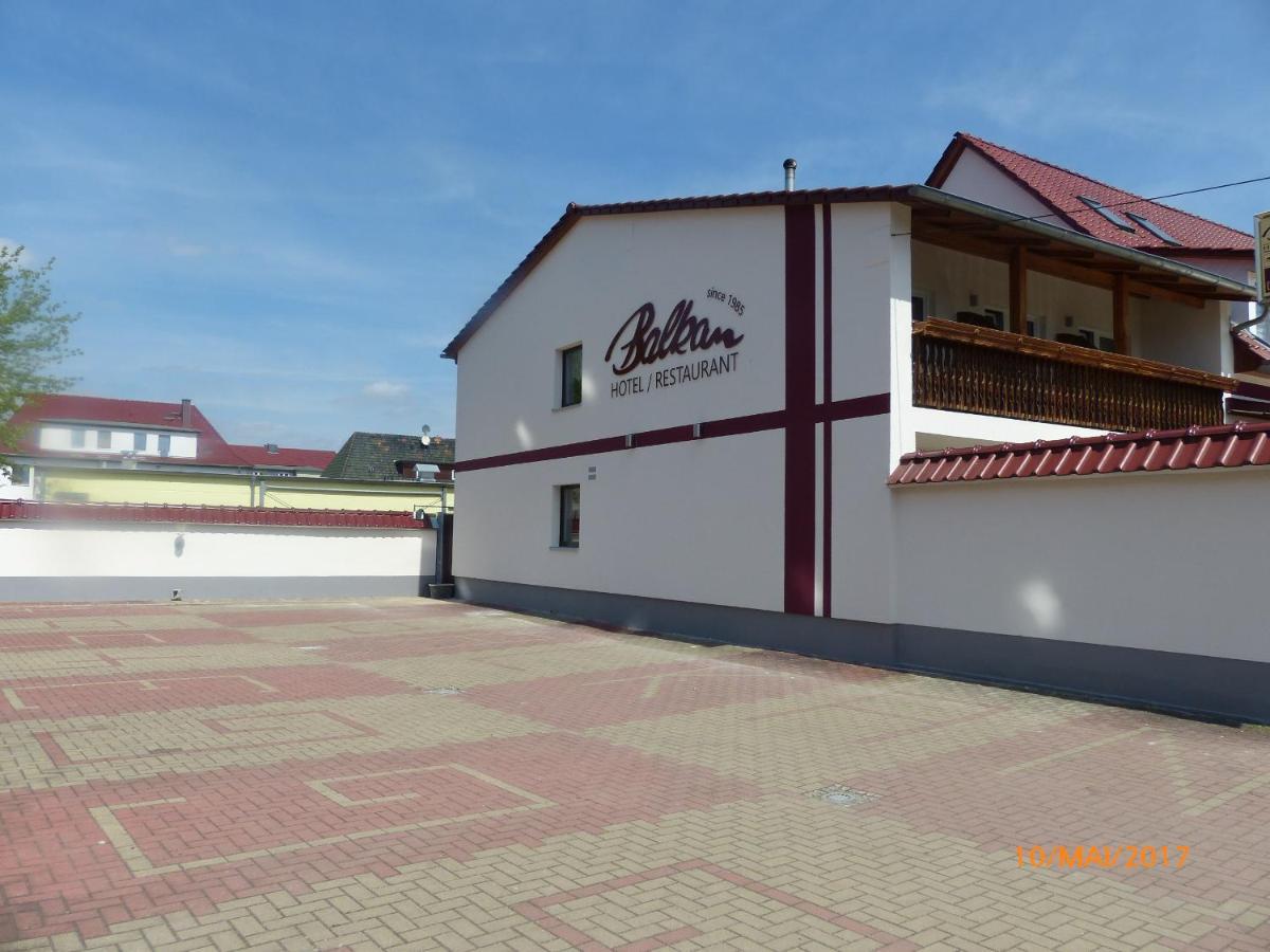 Hotel/Restaurant Balkan Земмерда Екстер'єр фото