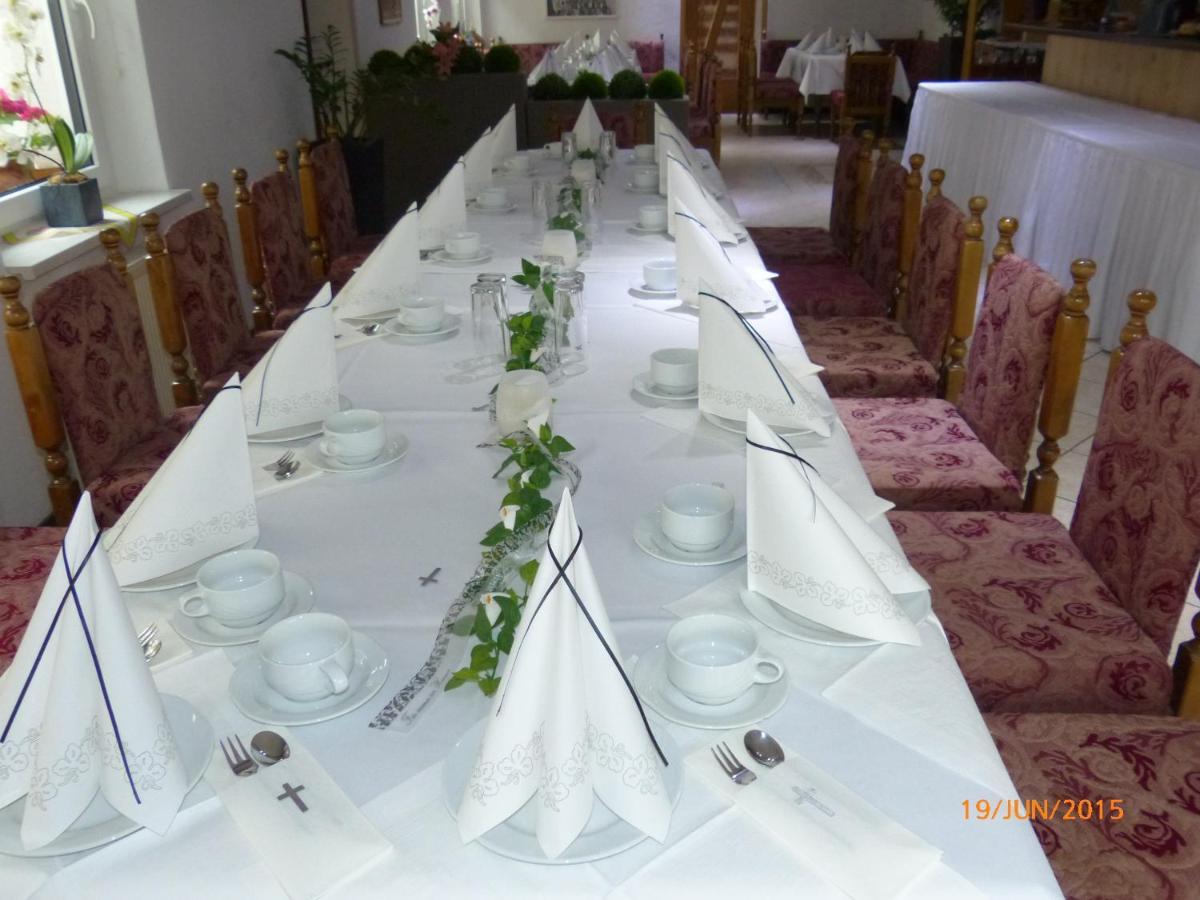 Hotel/Restaurant Balkan Земмерда Екстер'єр фото