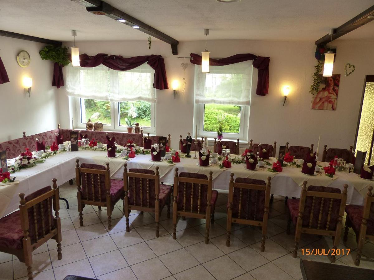 Hotel/Restaurant Balkan Земмерда Екстер'єр фото